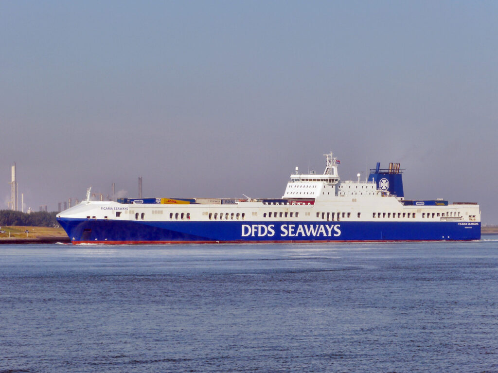 Ships building Sweden